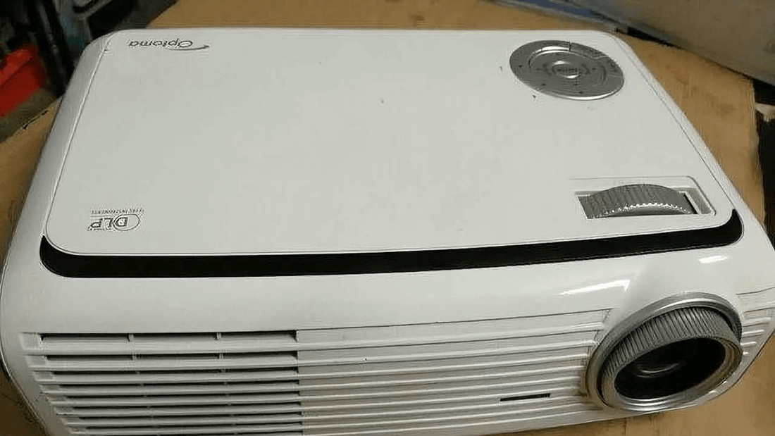 プロジェクターの価格はいくらですか？